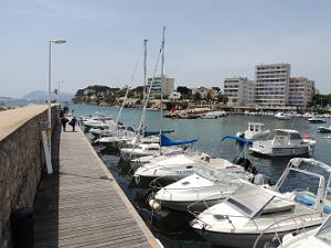 18 La petite jetee et son Port saint-louis